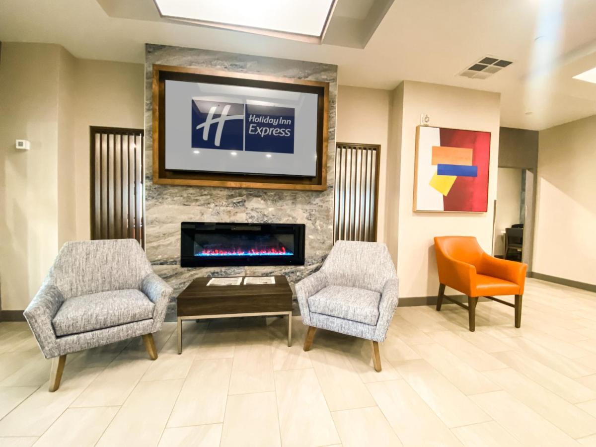 Holiday Inn Express & Suites Frazier Park By Ihg Lebec Bagian luar foto