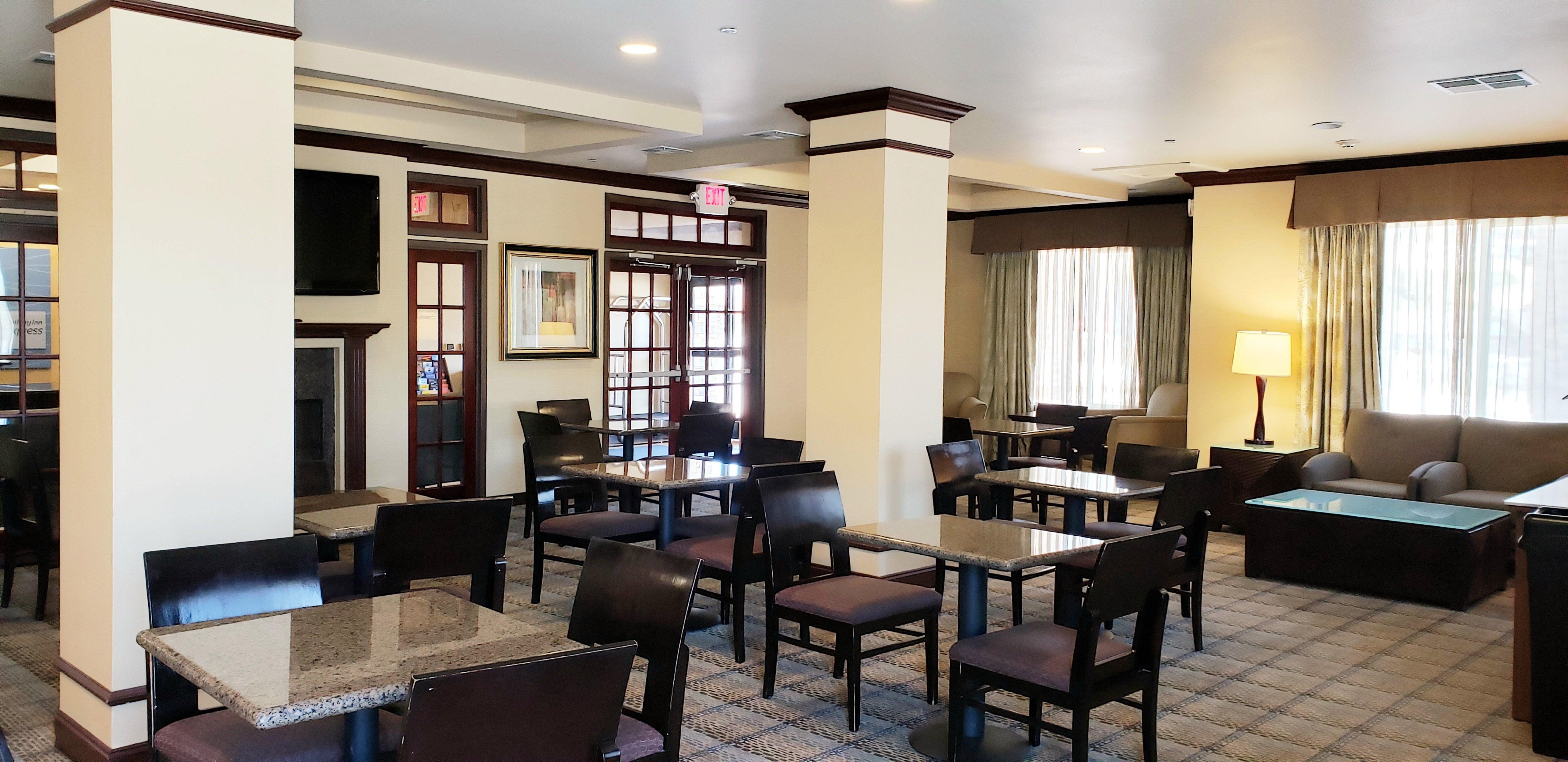 Holiday Inn Express & Suites Frazier Park By Ihg Lebec Bagian luar foto