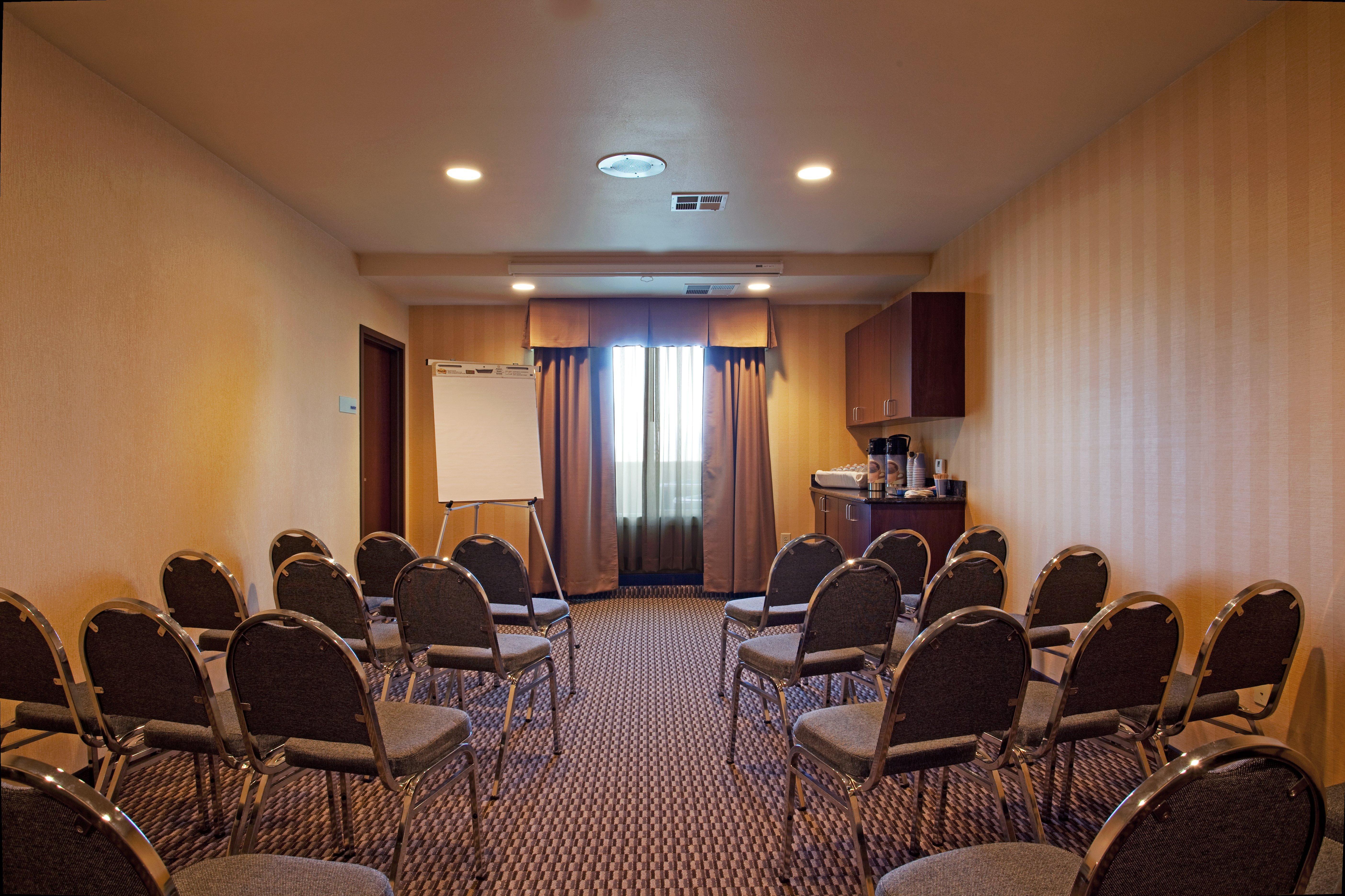 Holiday Inn Express & Suites Frazier Park By Ihg Lebec Bagian luar foto