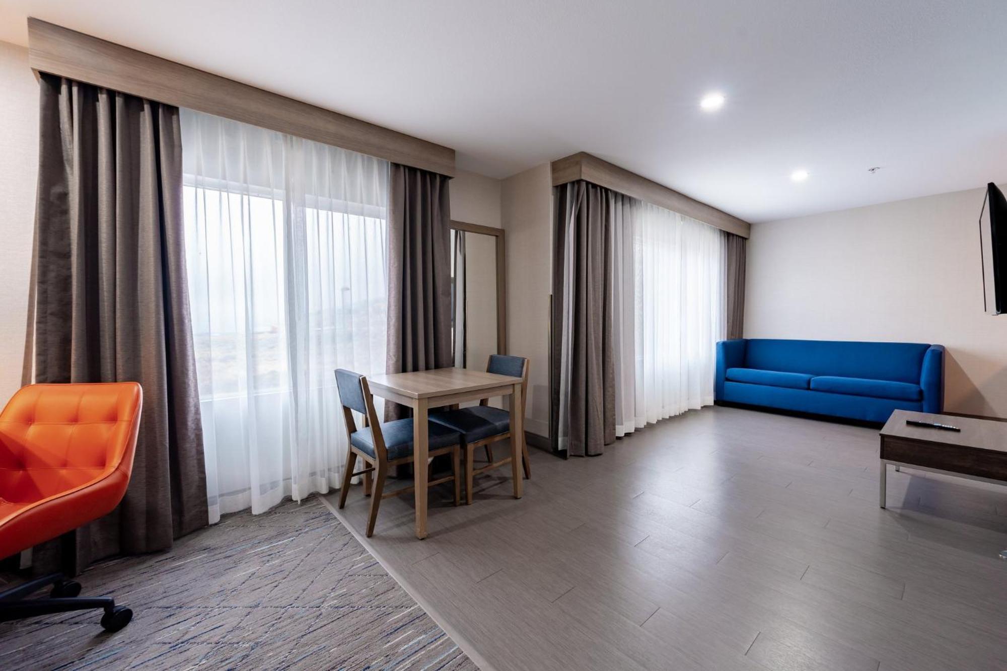 Holiday Inn Express & Suites Frazier Park By Ihg Lebec Bagian luar foto